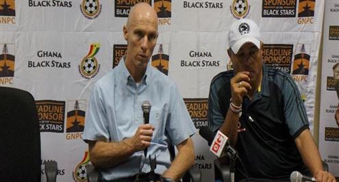 خاص.. جهاز المنتخب يطالب اتحاد الكرة بالبقاء حتى مباراة العودة